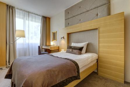 Continental Lausanne - 3