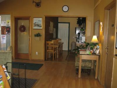 Alpine Inn - 9