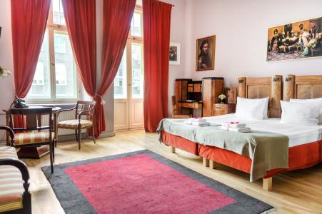 Chopin Boutique - 1