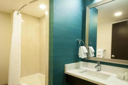 Courtyard by Marriott Times Square West - 38