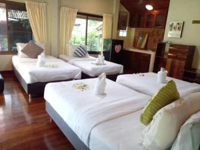 BaanSuanLeelawadee Resort Amphawa - 39