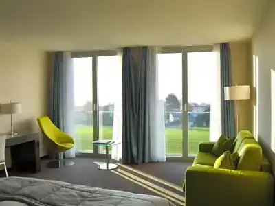 Starling Lausanne - 66