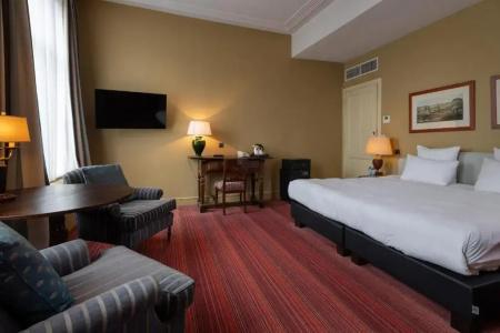 Martin's Relais - 73