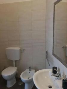 b&b Fuori Dal Porto - 4