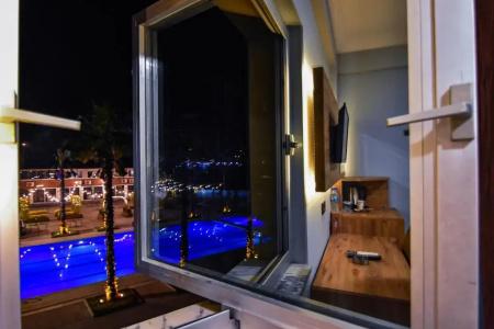 Sandal Otel - 85