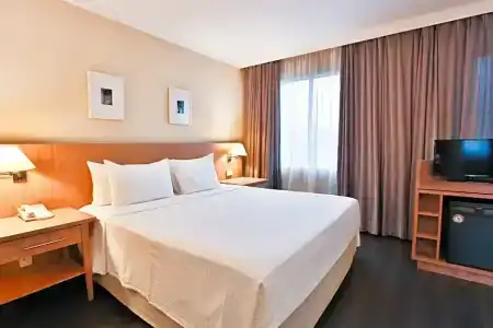 Park Inn by Radisson Berrini - 90