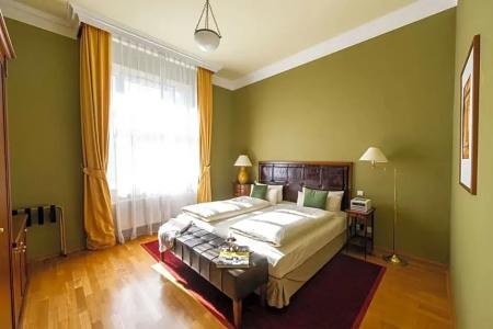 Louisa's Place - 119
