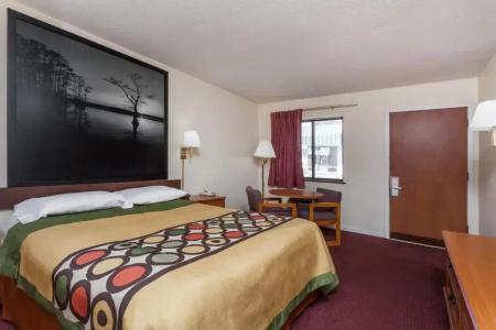 Super 8 by Wyndham/Ft. Jackson SC - 30