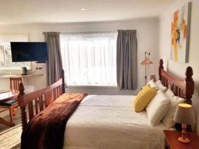 Mayfair on Cavell - 115