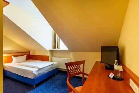 Best Western WaldEskeshof - 76