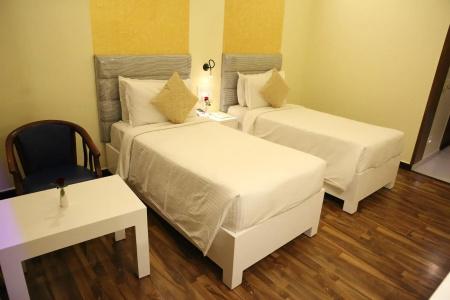 Park Plaza - 4