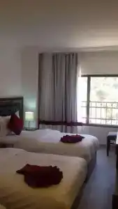 Petra Corner - 4