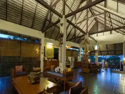 Phaya Inn - 8