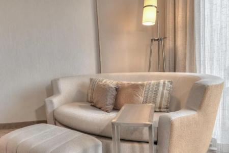 Courtyard by Marriott - 128