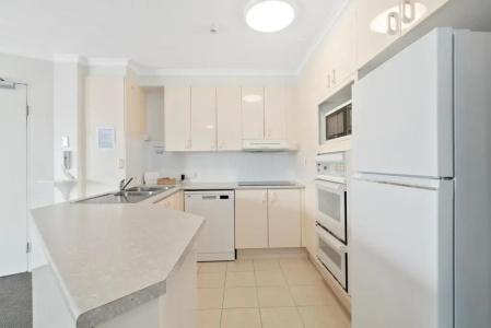 Markham Court - 79