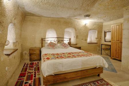 Tulip Cave Suites - 177