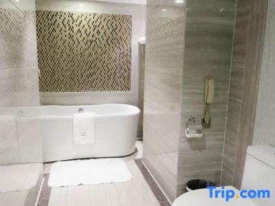 Beijing Continental Grand - 112