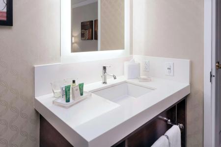 Hilton Boston Downtown/Faneuil Hall - 13