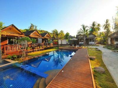 Isle Beach Resort Krabi - 7