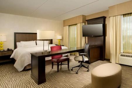 Hampton Inn & Suites/Hamilton Place - 62