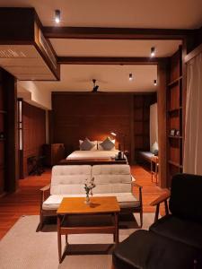 Chann Bangkok Noi - 47