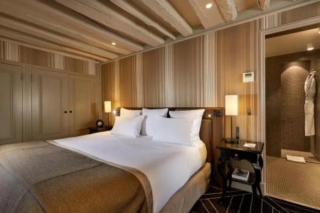 Le Pavillon de la Reine & Spa - Small Luxurys of the World - 148
