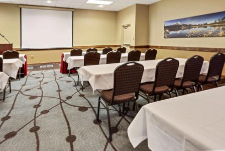 Best Western Plus Grantree Inn - 37