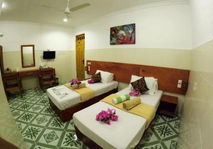 Adroit Beach Inn - 45