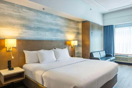 Quality Inn & Suites - 5