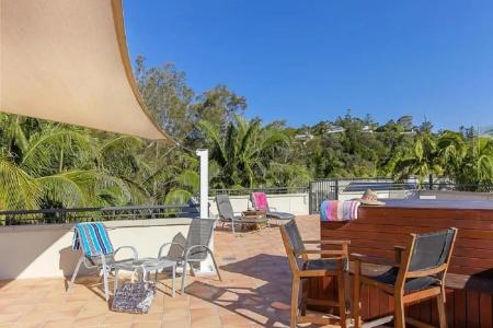 Emerald Noosa - 170
