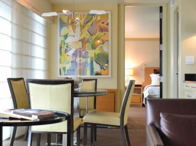 The Colonnade - 71