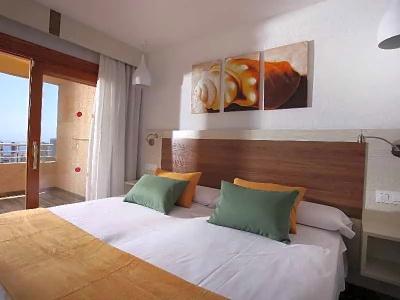 Sandos Benidorm Suites - 41