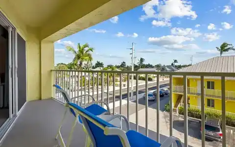 Sandpiper Gulf - 72