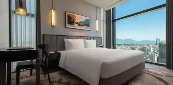 Crowne Plaza Danang - 81