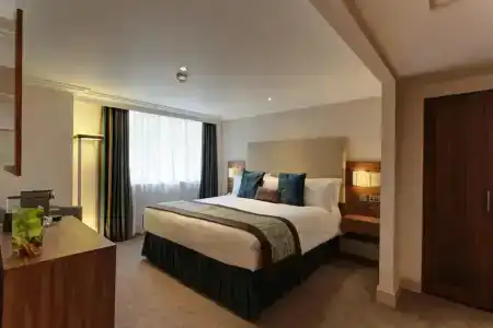 Amba Marble Arch - 15