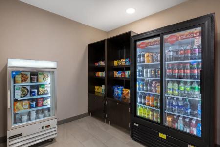 Med City & Suites - 10