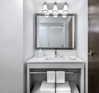 Four Points by Sheraton - 41