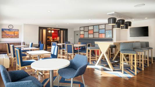 Hampton Inn Phoenix Airport North - 28
