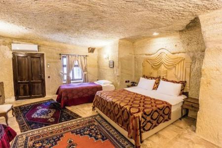 Phocas Cave Suites - 57