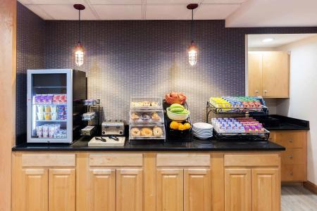 Four Points by Sheraton/Pineville - 12