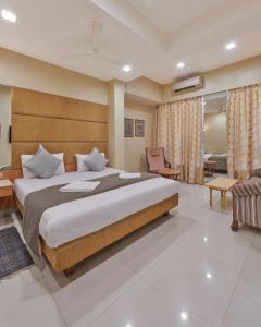 Bentley Marine Drive - 13