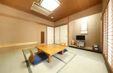 Wakamatsu Honten - 35