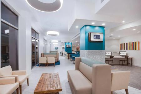 Holiday Inn Express & Suites Beach Beachfront by IHG - 18