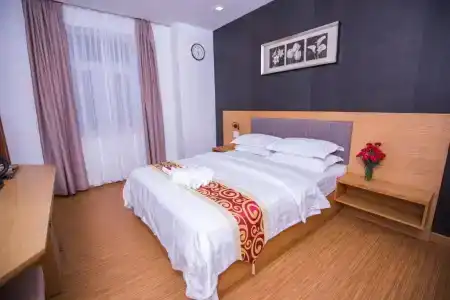 Orussey One & Apartment - 75