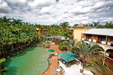 Palm Royale - 10