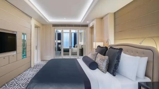 The St. Regis - 96