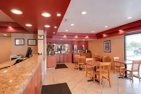 Vagabond Inn North - 16