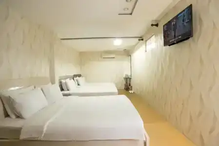 Saigon Charm - 42
