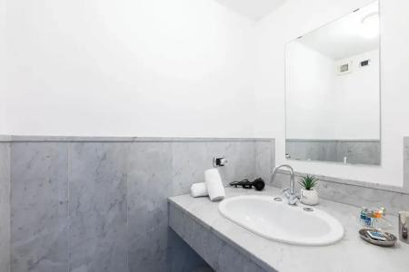 b&b Too Cute 2b Str8 - 104