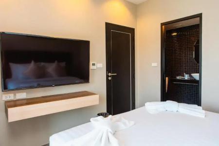Triple L Patong Beach Phuket - 155